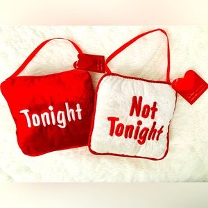 NWT TONIGHT, NOT TONIGHT 💋 SEXY VELVET DOOR SIGNS DATE NIGHT FUN💋